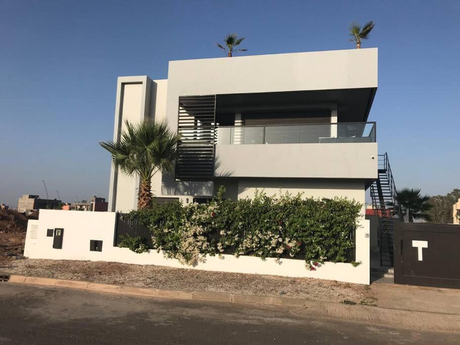 Appartement De Sur Golf Securise