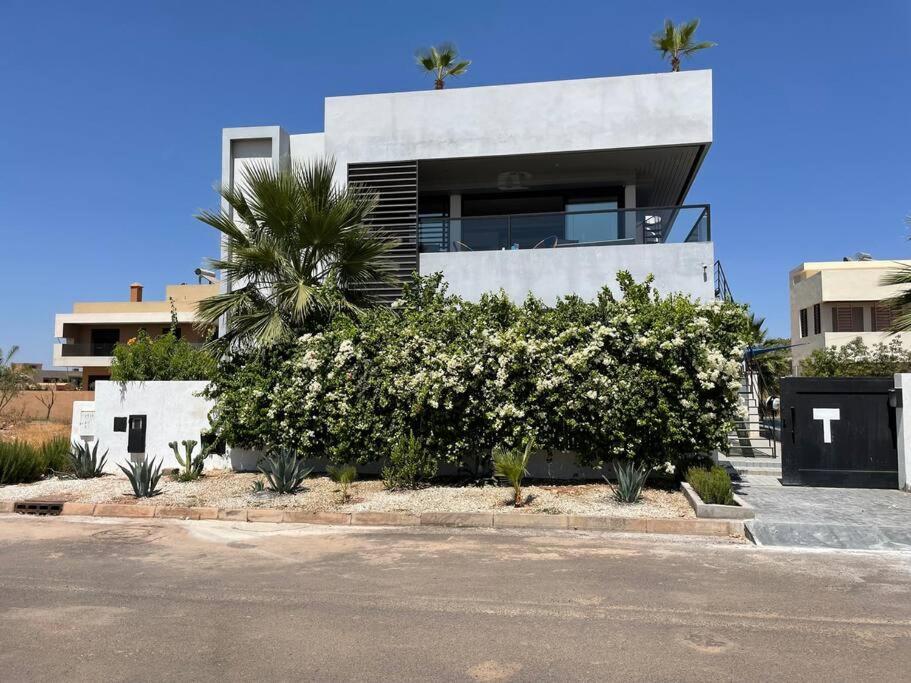 Appartement De Sur Golf Securise